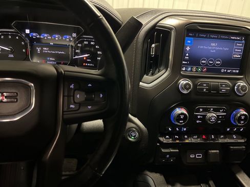 Used 2021 GMC Sierra 1500 AT4 w/ AT4 Value Package image 16