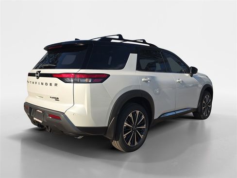 New 2026 Nissan Pathfinder Platinum AWD/4WD image 5