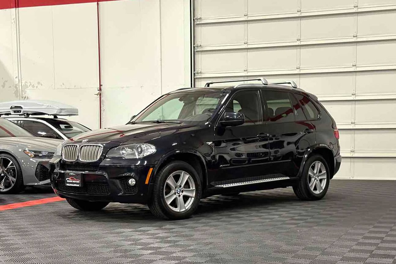 Used 2013 BMW X5 xDrive50i AWD/4WD image 1