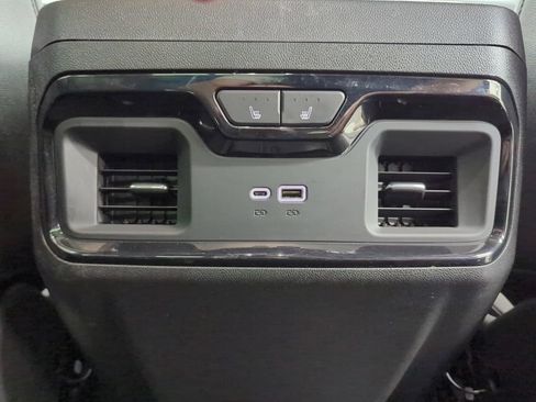Used 2026 GMC Sierra 2500 AT4 w/ Technology Package AWD/4WD image 34