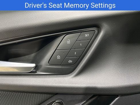 New 2026 Chevrolet Equinox RS w/ Convenience Package III AWD/4WD image 6