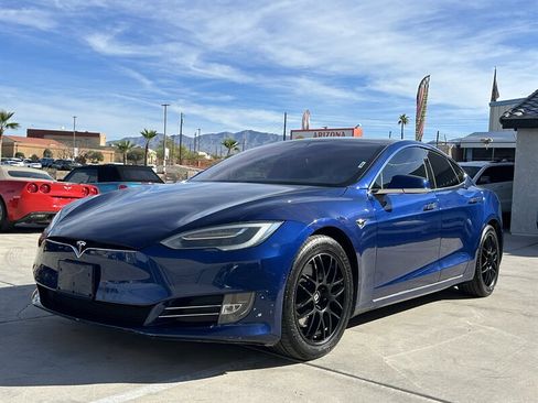 Used 2018 Tesla Model S 75D image 1
