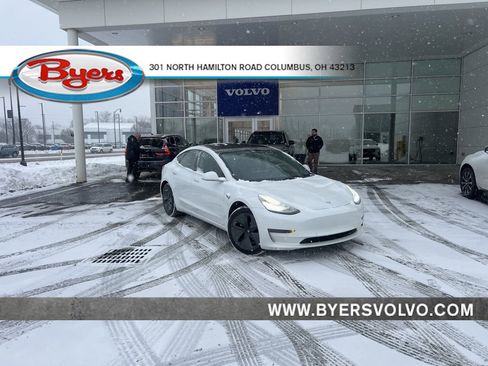 Used 2020 Tesla Model 3 Standard Range Plus image 1