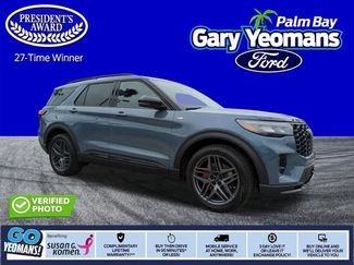 New 2026 Ford Explorer ST-Line w/ ST-Line Street Pack video 1