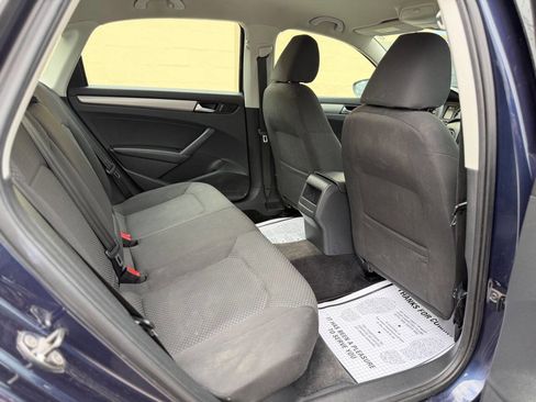 Used 2012 Volkswagen Passat 2.5 S FWD image 17