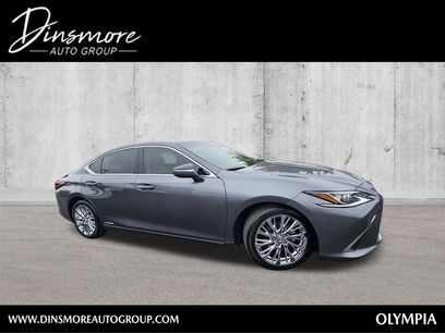 Used 2020 Lexus ES 300h w/ Premium Package