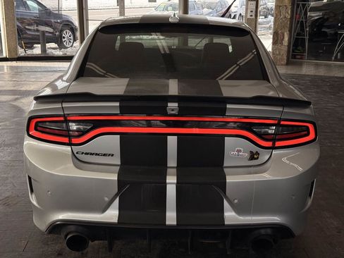 Used 2019 Dodge Charger Scat Pack w/ Dynamics Package image 14