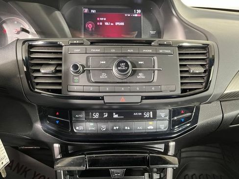 Used 2017 Honda Accord Sport Special Edition image 28