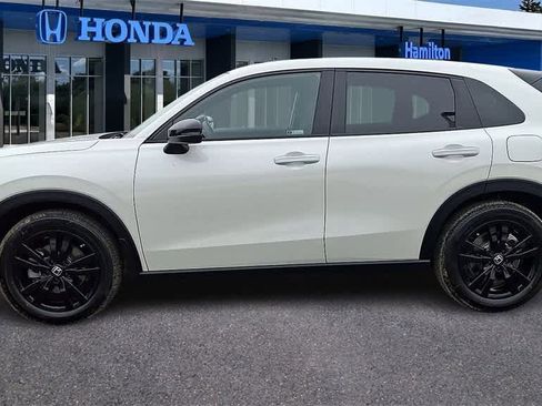 Certified 2026 Honda HR-V Sport image 5