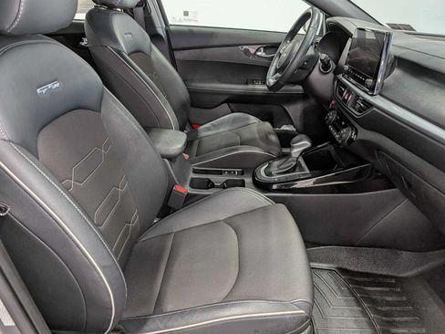 Used 2022 Kia Forte GT-Line w/ GT-Line Technology Package FWD image 37
