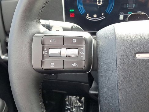 Used 2025 Hyundai Santa Fe SEL image 22