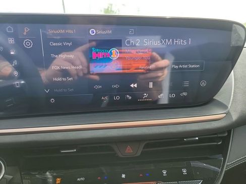 New 2026 Buick Envision Sport Touring AWD/4WD image 14