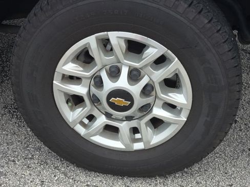 Used 2024 Chevrolet Silverado 2500 LT w/ All Star Edition AWD/4WD image 13