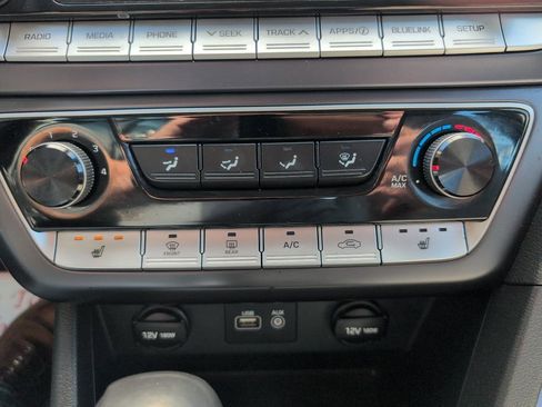 Used 2018 Hyundai Sonata SEL w/ Tech Package 02 FWD image 17
