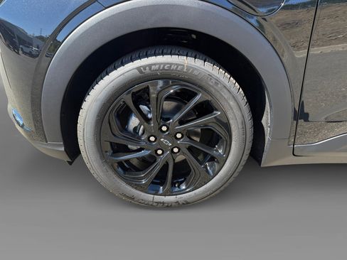 New 2027 Chevrolet Bolt RS image 9