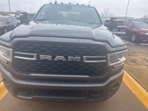 Used 2024 RAM 3500 Big Horn w/ Sport Appearance Package image 6