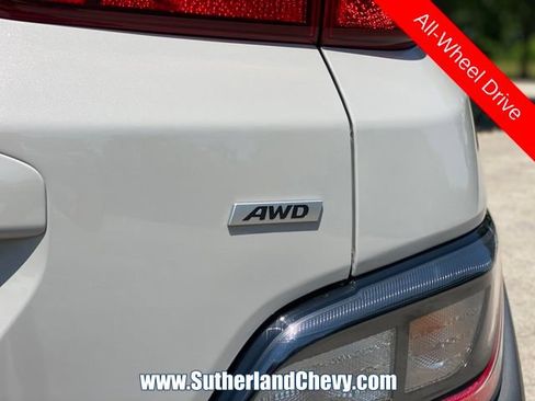 Used 2023 Hyundai Kona SEL w/ Cargo Package AWD/4WD image 12