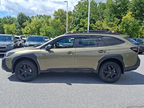 Certified 2025 Subaru Outback Wilderness AWD/4WD image 7
