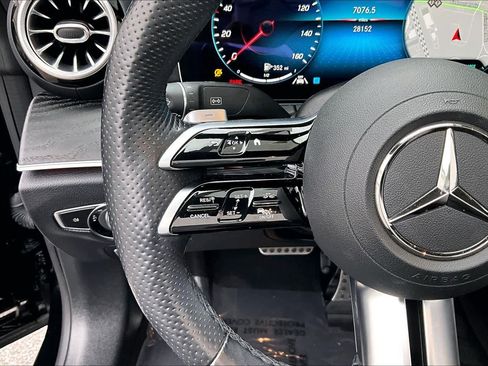 Used 2023 Mercedes-Benz E 450 Cabriolet image 21