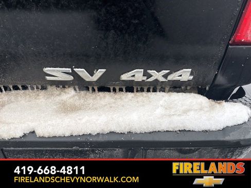 Used 2021 Nissan Titan SV w/ SV Convenience Package image 12