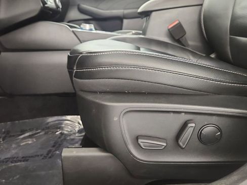 Used 2022 Ford Escape SEL image 14