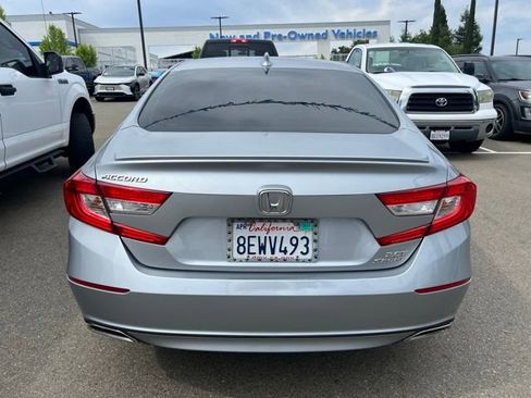 Used 2018 Honda Accord Sport image 10