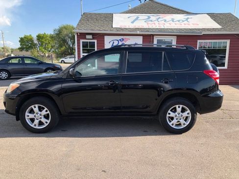 Used 2012 Toyota RAV4 4WD w/ Upgrade Value Pkg image 2