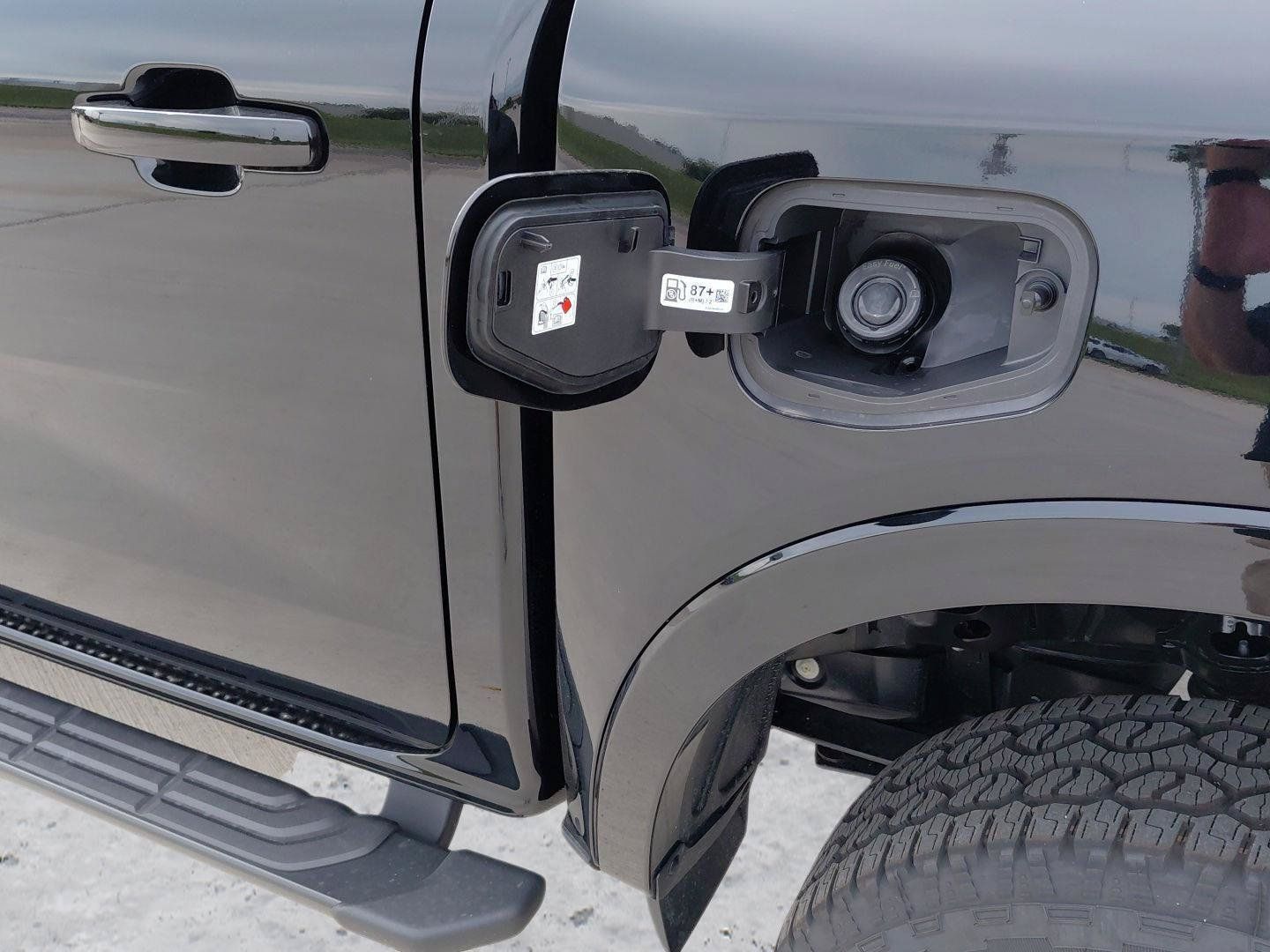 New 2026 Ford Ranger Lariat w/ FX4 Off-Road Package AWD/4WD image 22