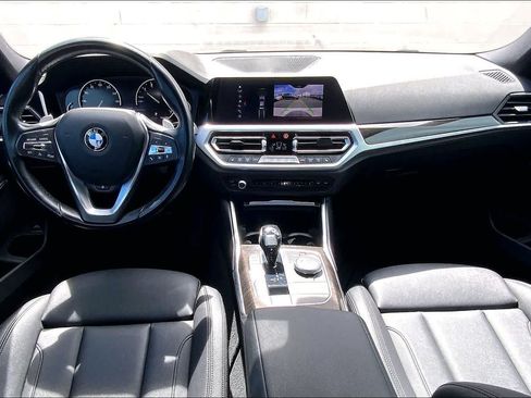 Used 2020 BMW 330i xDrive Sedan w/ Convenience Package AWD/4WD image 10