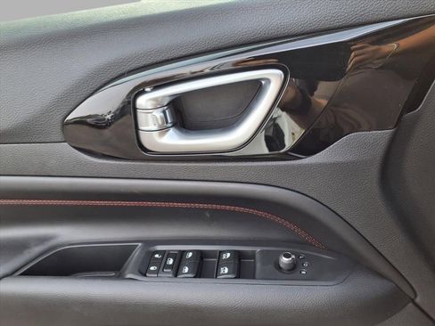 New 2026 Jeep Compass Trailhawk image 16