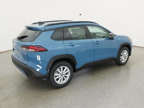 New 2026 Toyota Corolla Cross LE image 9