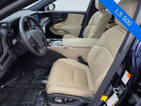 Used 2021 Lexus LS 500 AWD w/ Interior Upgrade Package image 9