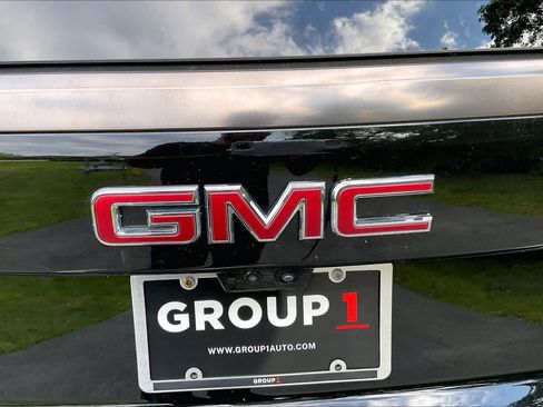 Used 2025 GMC Yukon AT4 Ultimate w/ LPO, Floor Liner Package AWD/4WD image 31