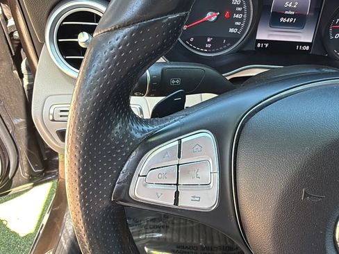 Used 2015 Mercedes-Benz C 300 4MATIC Sedan image 31