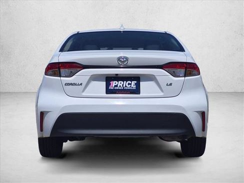Used 2024 Toyota Corolla LE FWD image 6