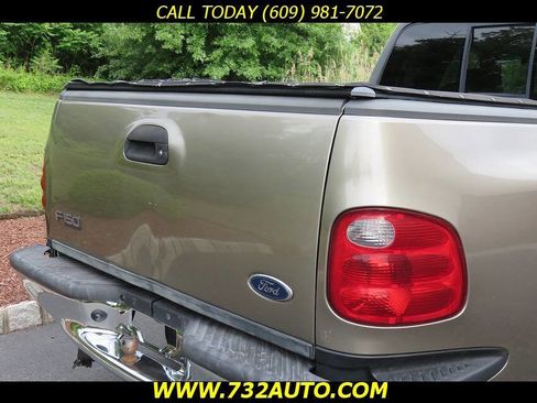 Used 2001 Ford F150 XLT image 24