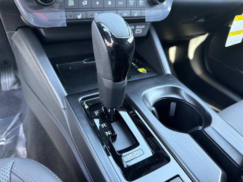 New 2026 Subaru Outback Limited AWD/4WD image 31