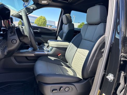 New 2026 Chevrolet Silverado 1500 ZR2 image 21