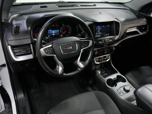 Used 2022 GMC Terrain SLE w/ Driver Convenience Package AWD/4WD image 16