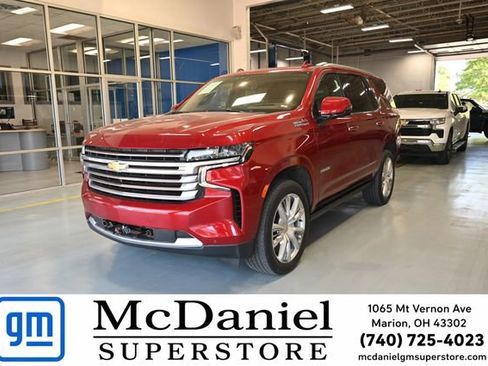 Used 2021 Chevrolet Tahoe High Country w/ Premium Package AWD/4WD image 1