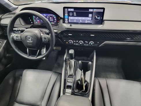 Used 2023 Honda Accord Sport image 30