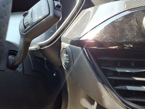 Certified 2025 Ford Escape ST-Line image 23