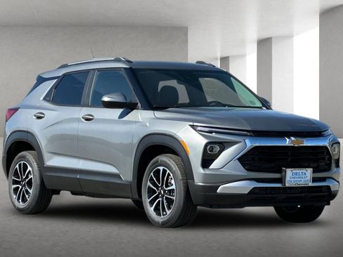 New 2026 Chevrolet TrailBlazer LT w/ Convenience Package image 1
