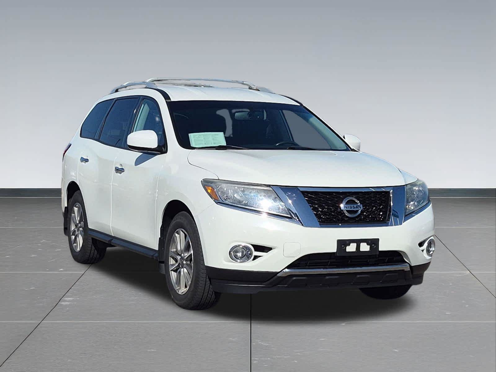 Used 2016 Nissan Pathfinder SV AWD/4WD image 7