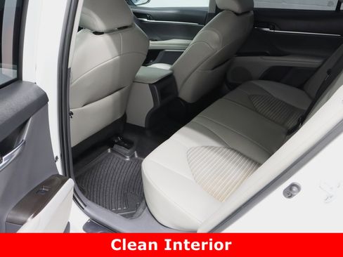 Used 2023 Toyota Camry SE image 25