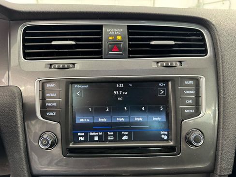 Used 2017 Volkswagen Golf Alltrack SEL AWD/4WD image 26
