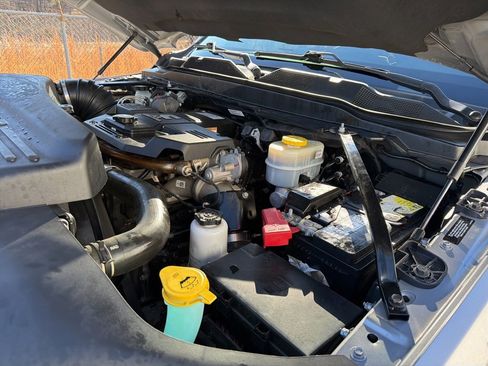 Used 2019 RAM 2500 Big Horn image 39