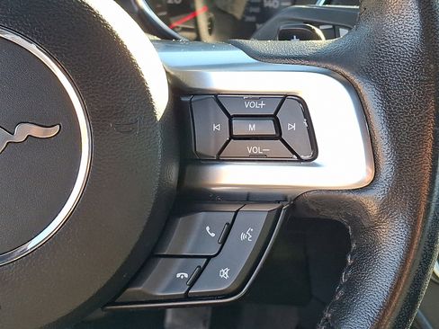 Used 2017 Ford Mustang Convertible image 20