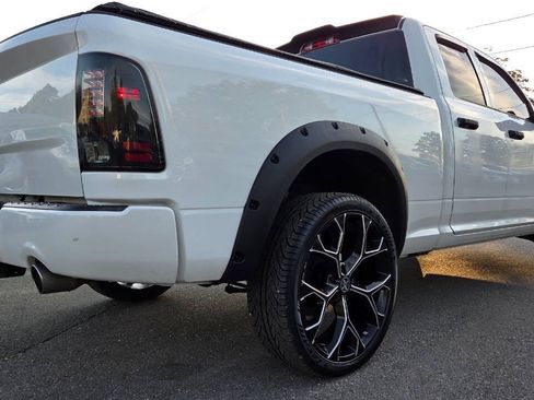 Used 2014 RAM 1500 Express AWD/4WD image 16