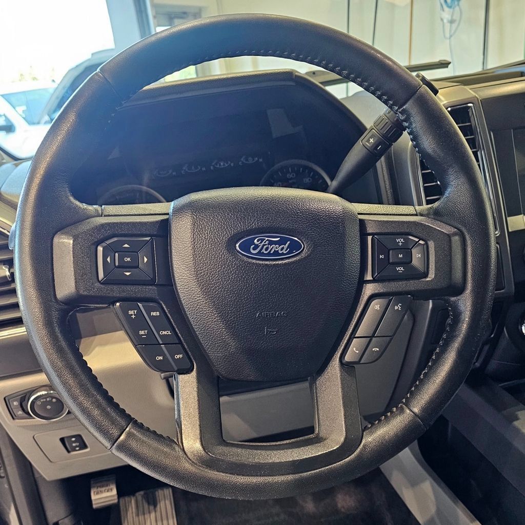 Used 2017 Ford F150 XLT w/ Equipment Group 302A Luxury AWD/4WD image 17